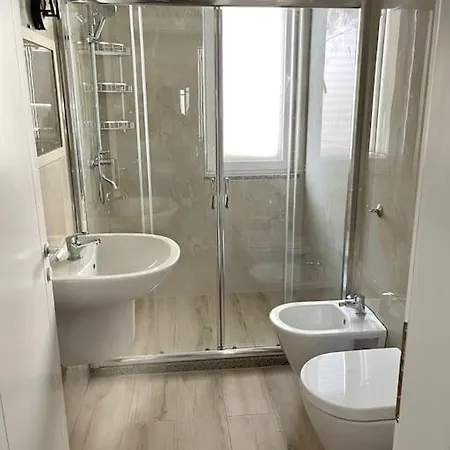 Stylish In The Pedestrian Street Appartement